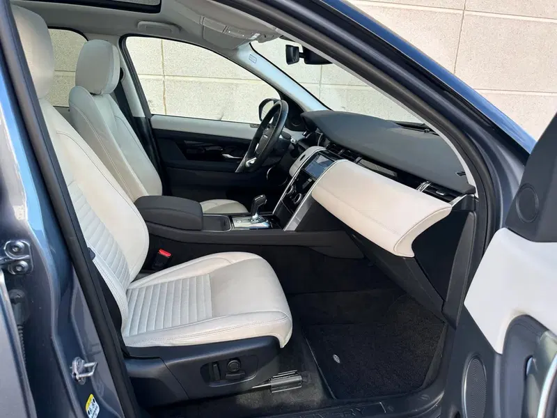 Land Rover Discovery Sport usata a Caserta (5)