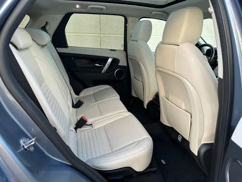 Land Rover Discovery Sport usata a Caserta (6)