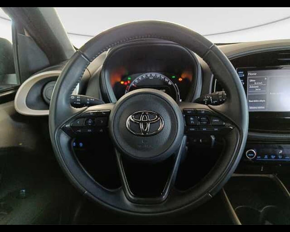Toyota Aygo X usata a Roma (7)