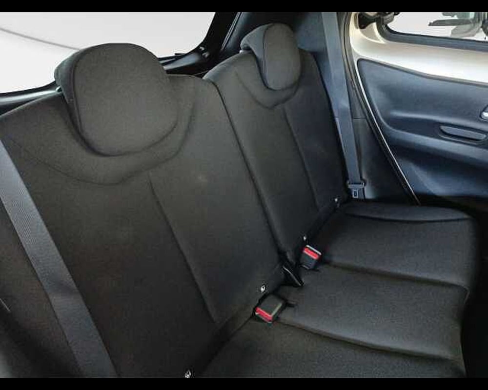 Toyota Aygo X usata a Roma (9)