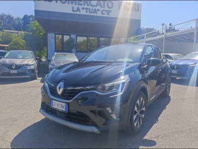 Renault Captur Full Hybrid E-Tech 145 CV Techno del 2024 usata a Latina