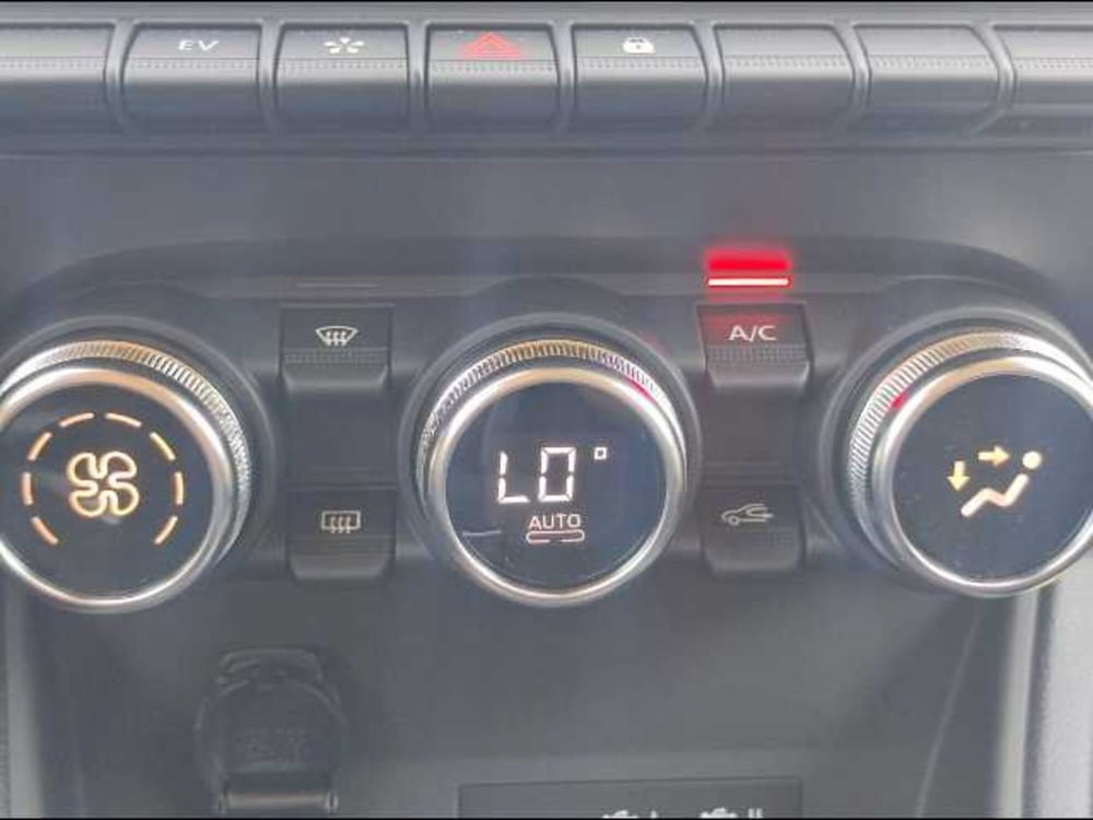 Renault Captur usata a Latina (17)
