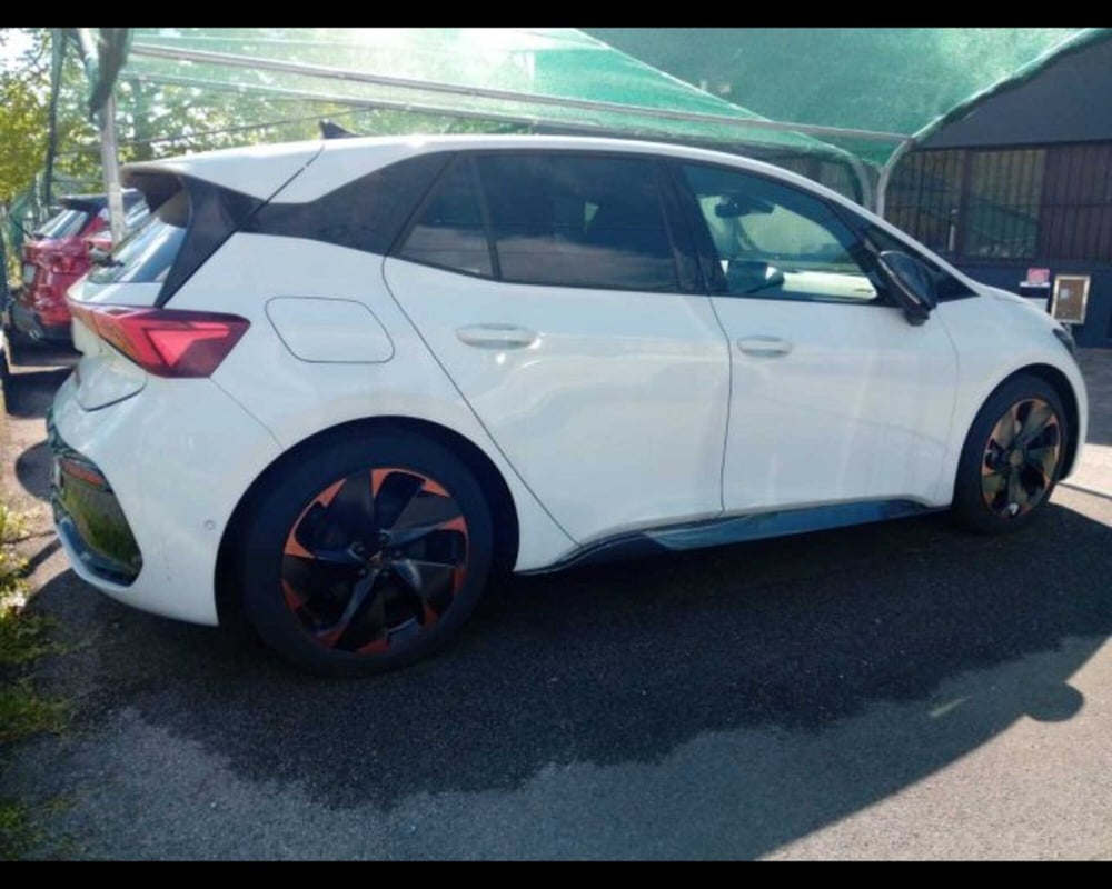 Cupra Born nuova a Bologna (3)