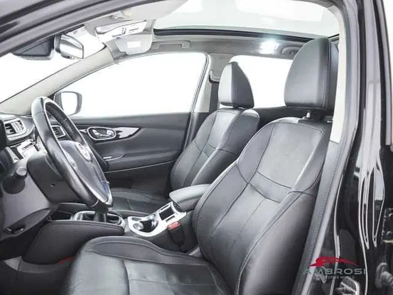 Nissan Qashqai usata a Perugia (9)