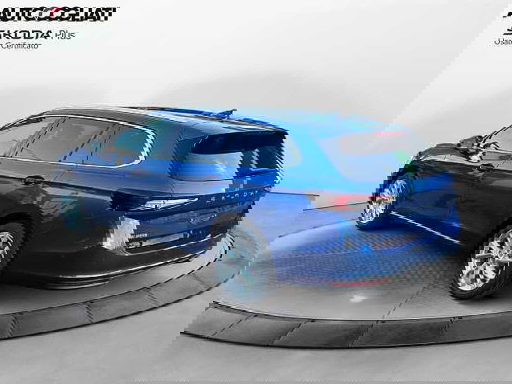 Skoda Superb Station Wagon usata a Lecco (5)