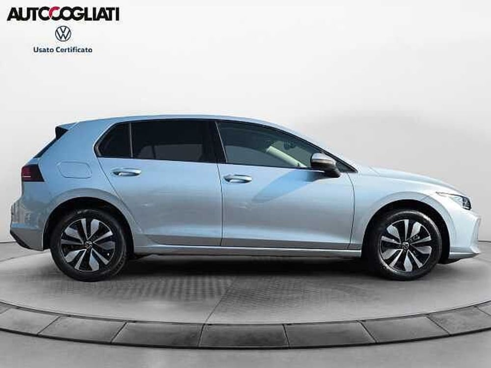 Volkswagen Golf nuova a Lecco (4)