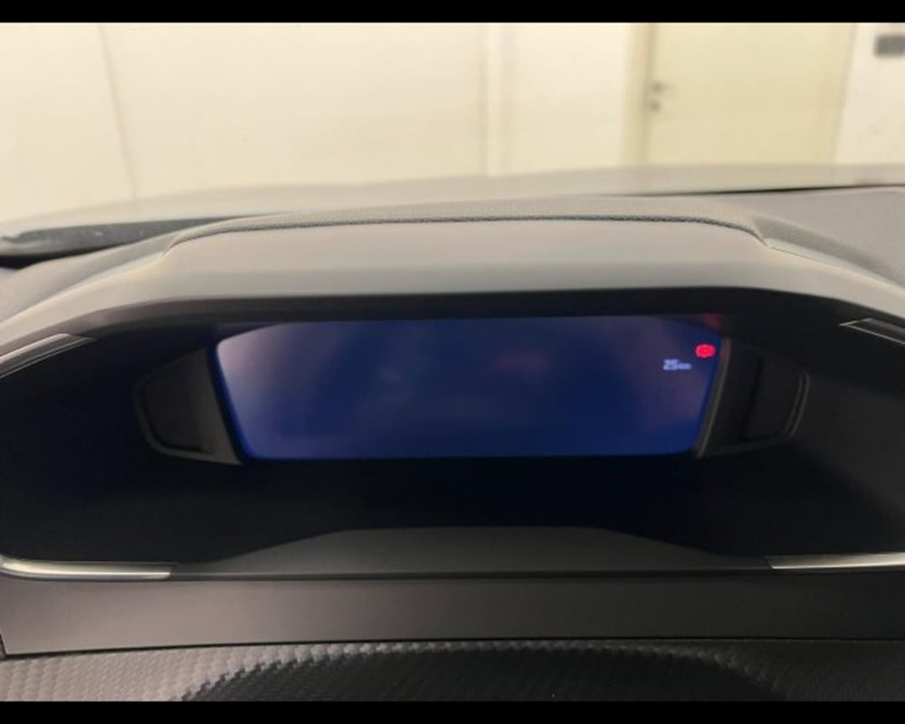 Peugeot 2008 nuova a Alessandria (13)