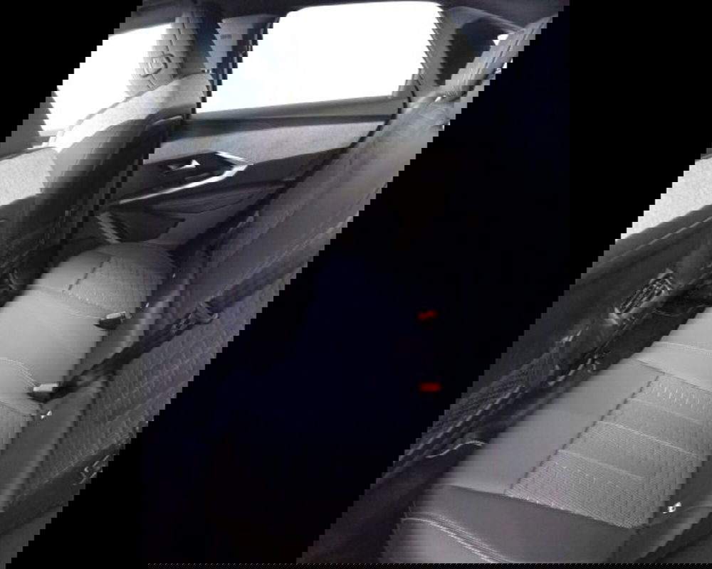 Peugeot 3008 nuova a Alessandria (11)