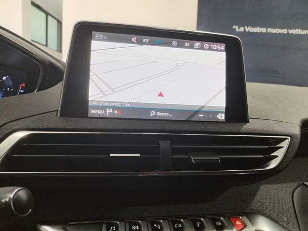 Peugeot 3008 usata a Lecce (10)