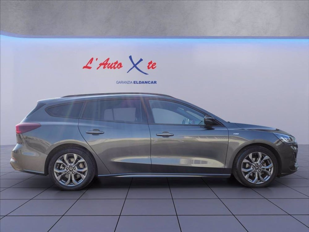 Ford Focus Station Wagon usata a Milano (8)
