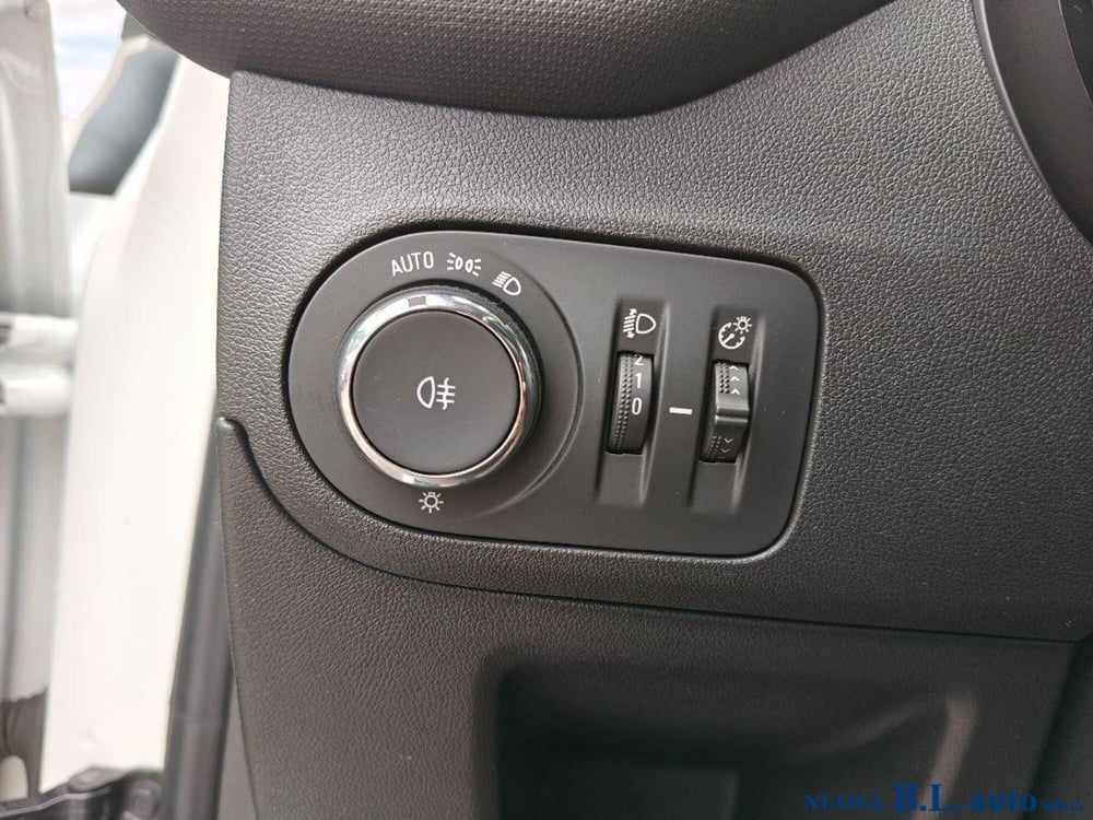 Opel Crossland X usata a Verona (11)