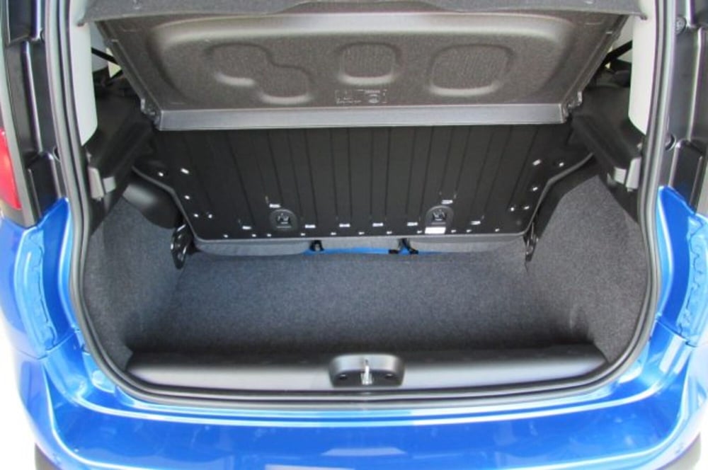 Fiat Panda nuova a Milano (13)