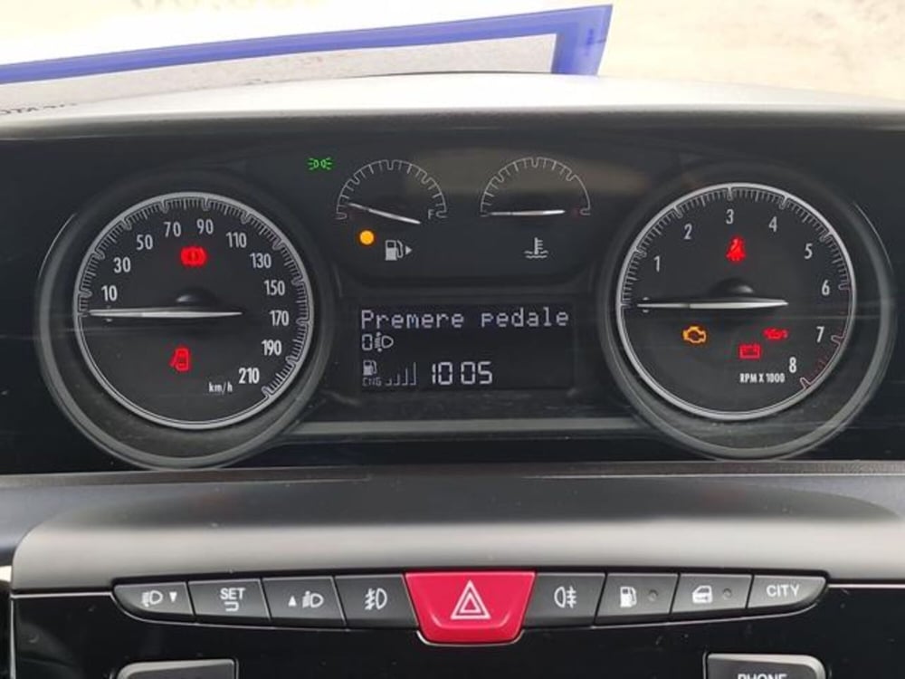 Lancia Ypsilon usata a Salerno (11)