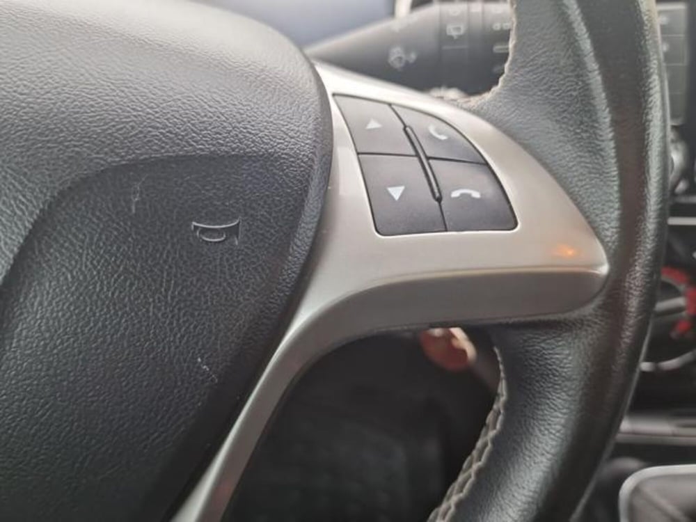 Lancia Ypsilon usata a Salerno (20)