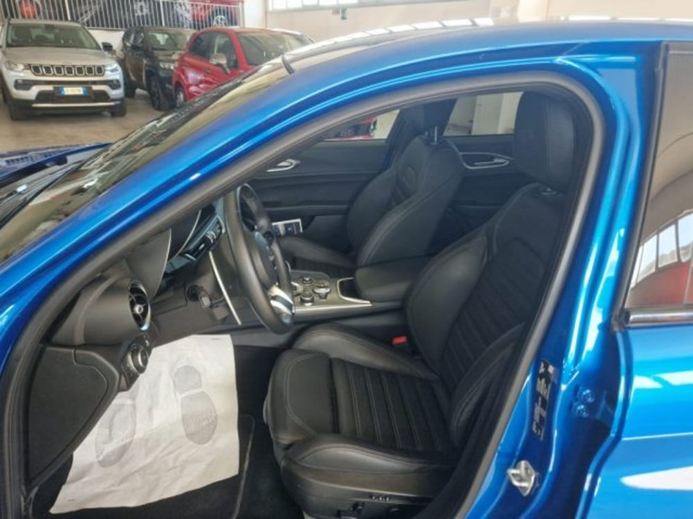 Alfa Romeo Giulia usata a Terni (7)