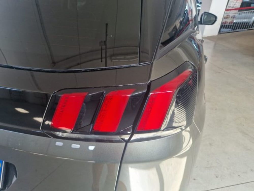Peugeot 3008 usata a Terni (16)