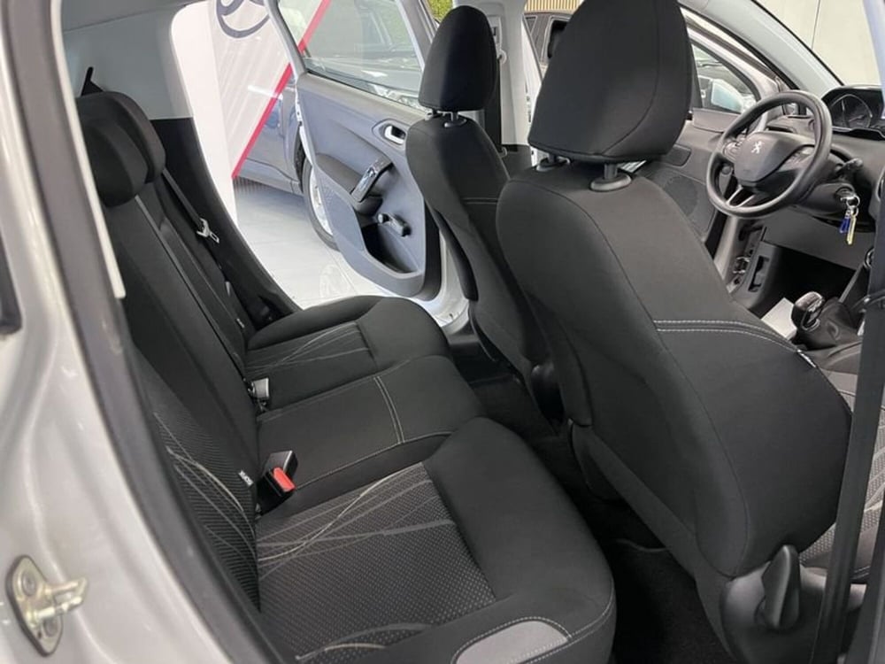 Peugeot 208 usata a Prato (9)