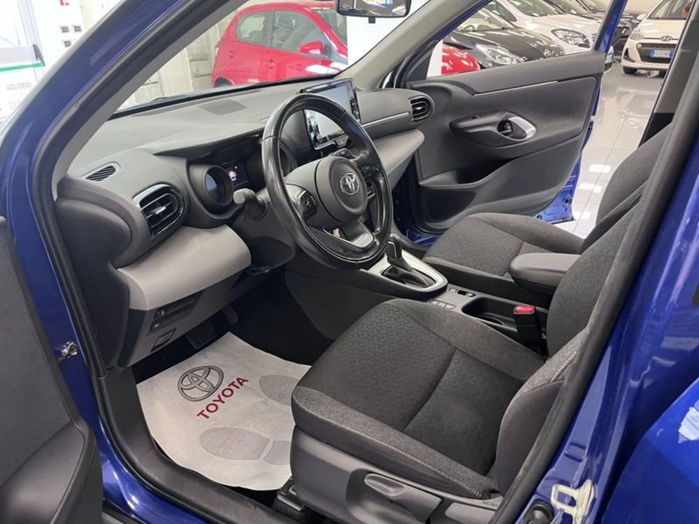 Toyota Yaris Cross usata a Prato (7)