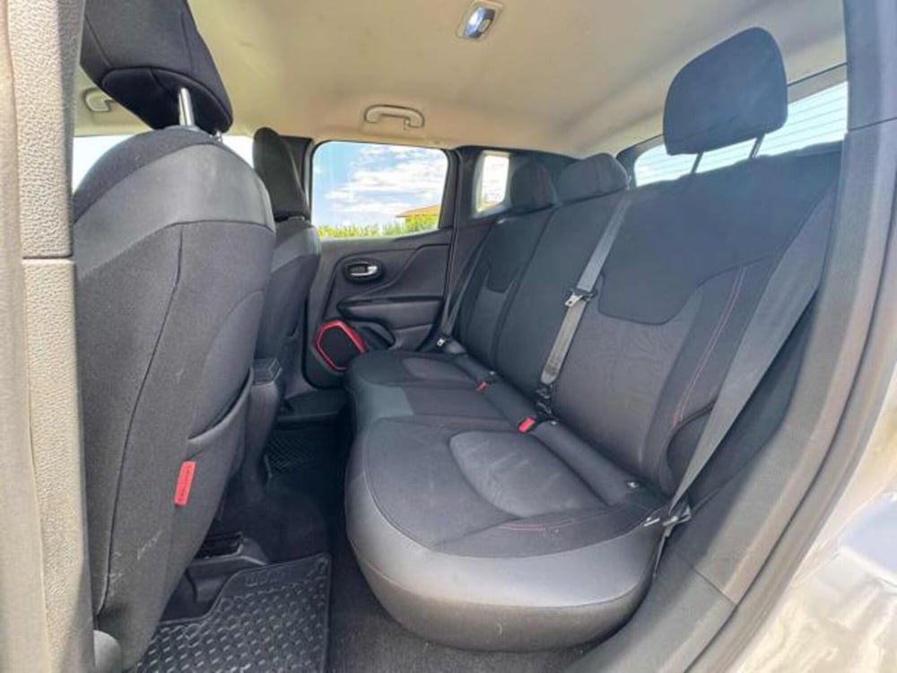 Jeep Renegade usata a Lucca (11)