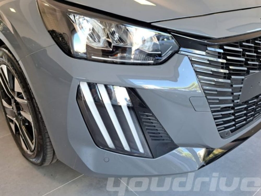 Peugeot 208 usata a Napoli (11)