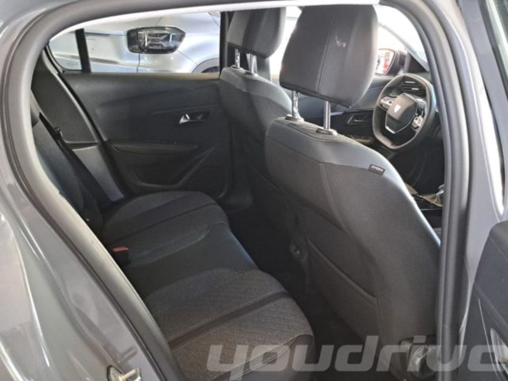 Peugeot 208 usata a Napoli (9)