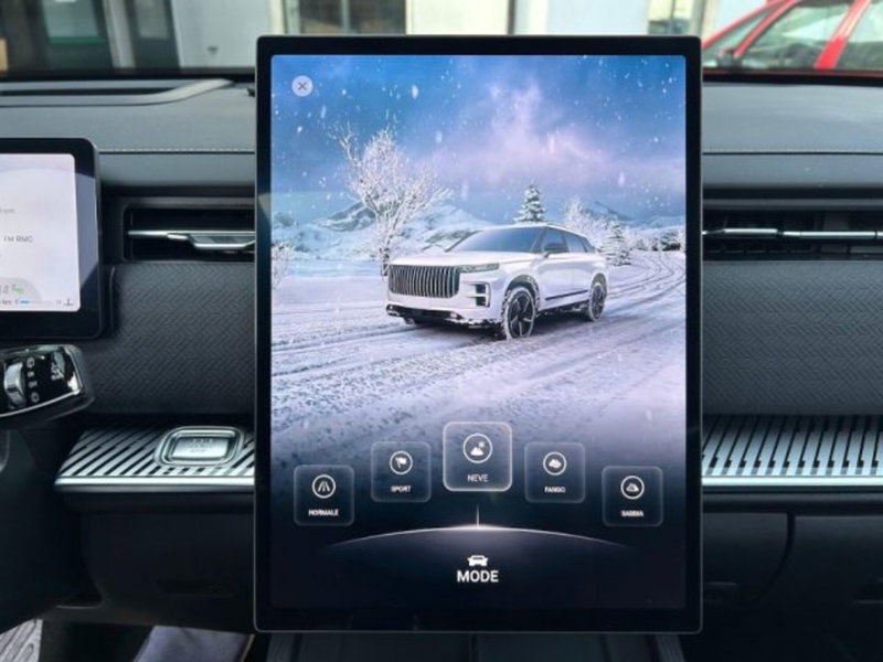 Jaecoo Jaecoo 7 nuova a Potenza (16)