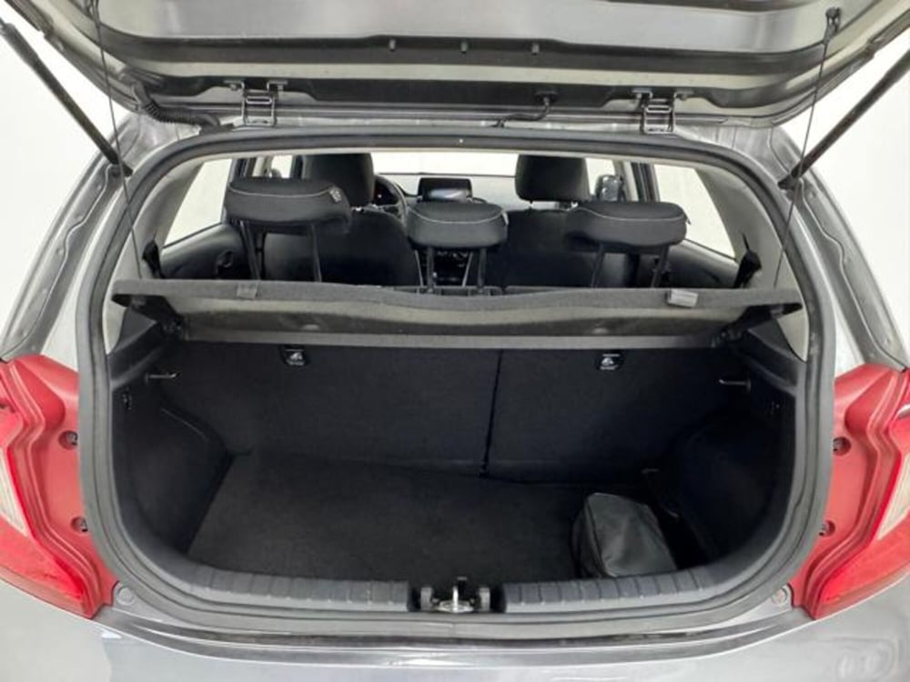 Kia Picanto usata a Como (18)