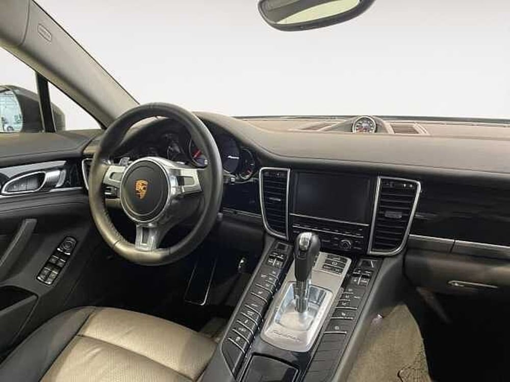 Porsche Panamera usata a Ravenna (12)