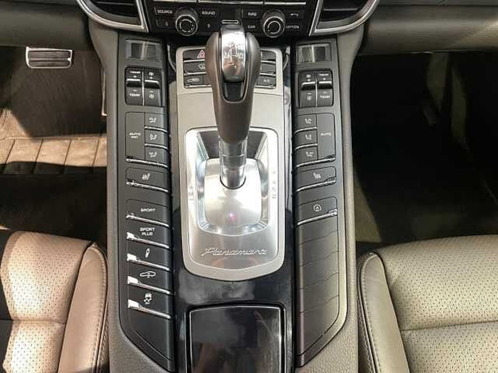 Porsche Panamera usata a Ravenna (17)