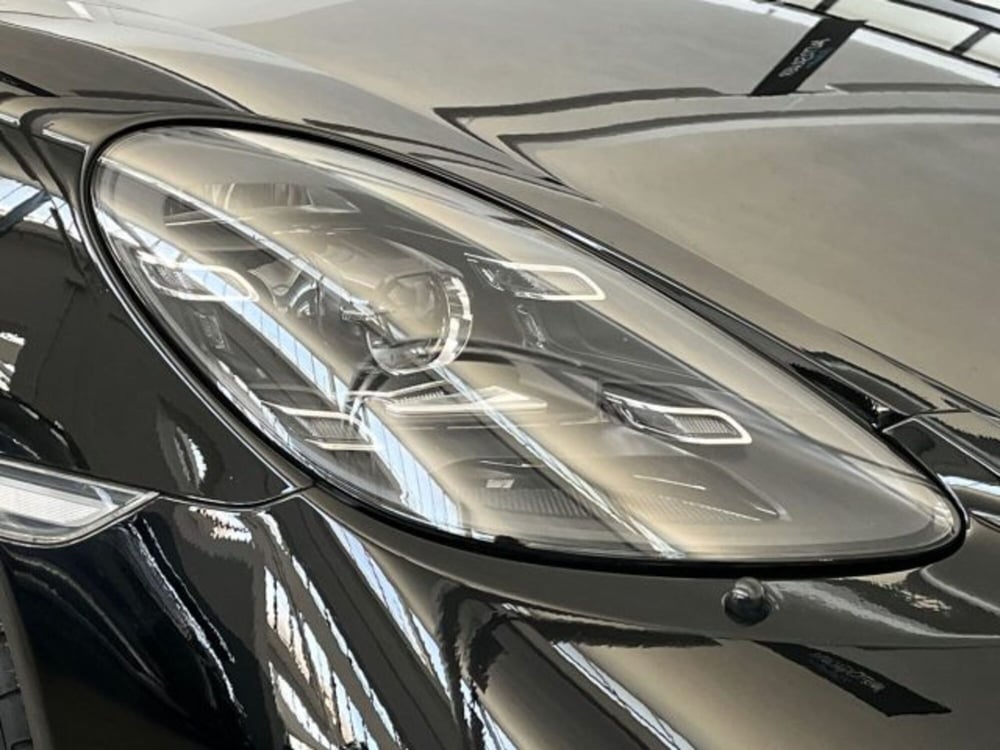 Porsche 718 Cayman  usata a Verona (17)