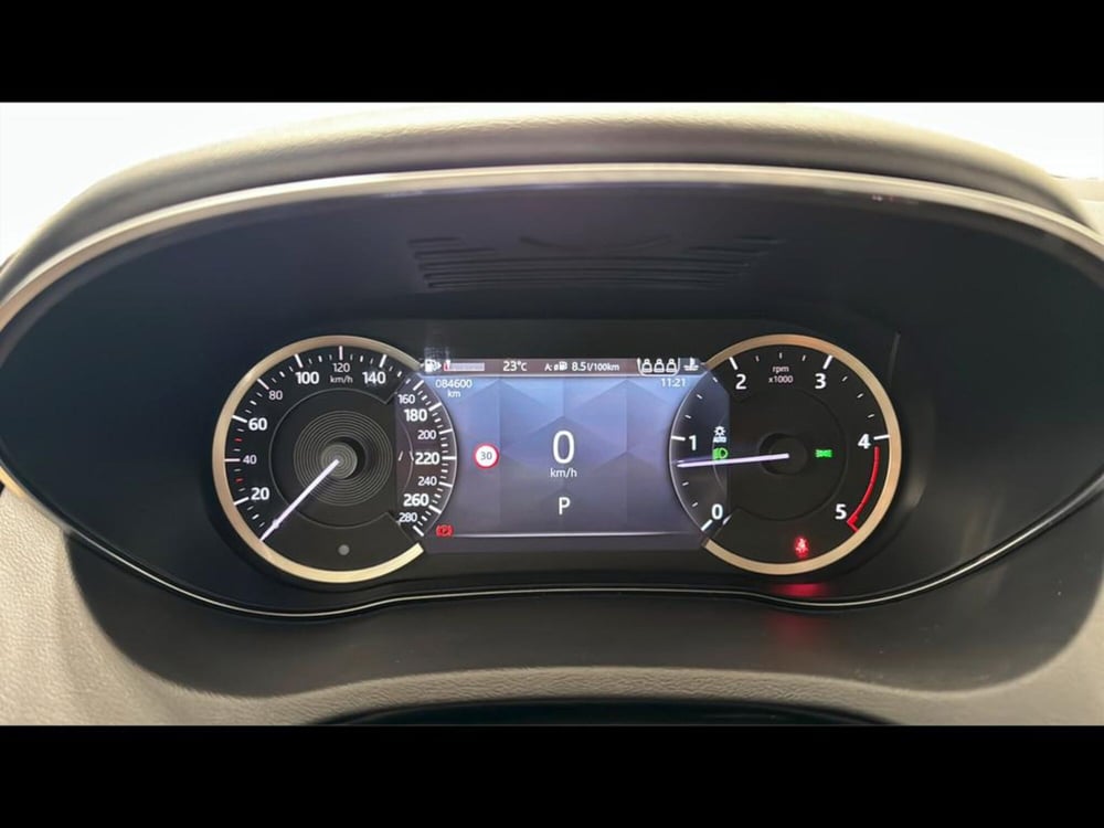 Jaguar E-Pace usata a Varese (10)