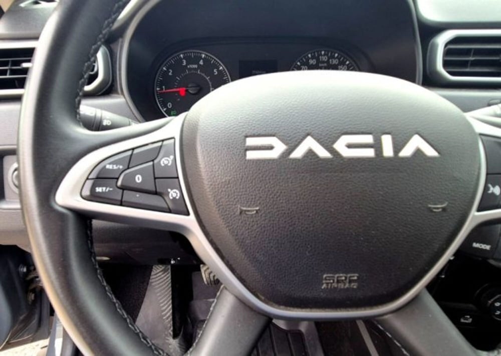 Dacia Duster usata a Oristano (14)