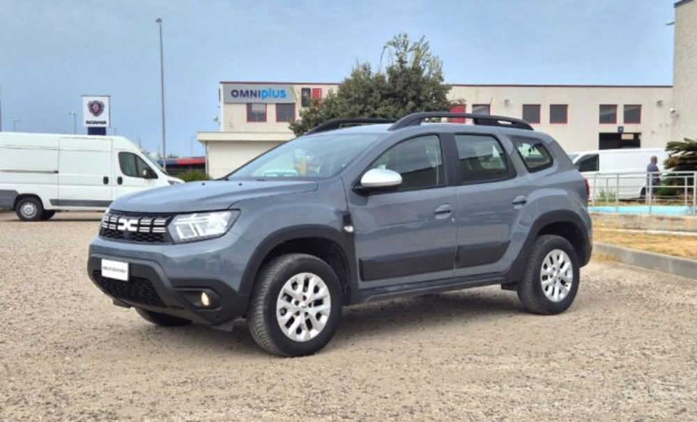 Dacia Duster usata a Oristano (9)