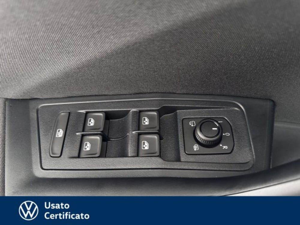 Volkswagen T-Roc usata a Vicenza (11)