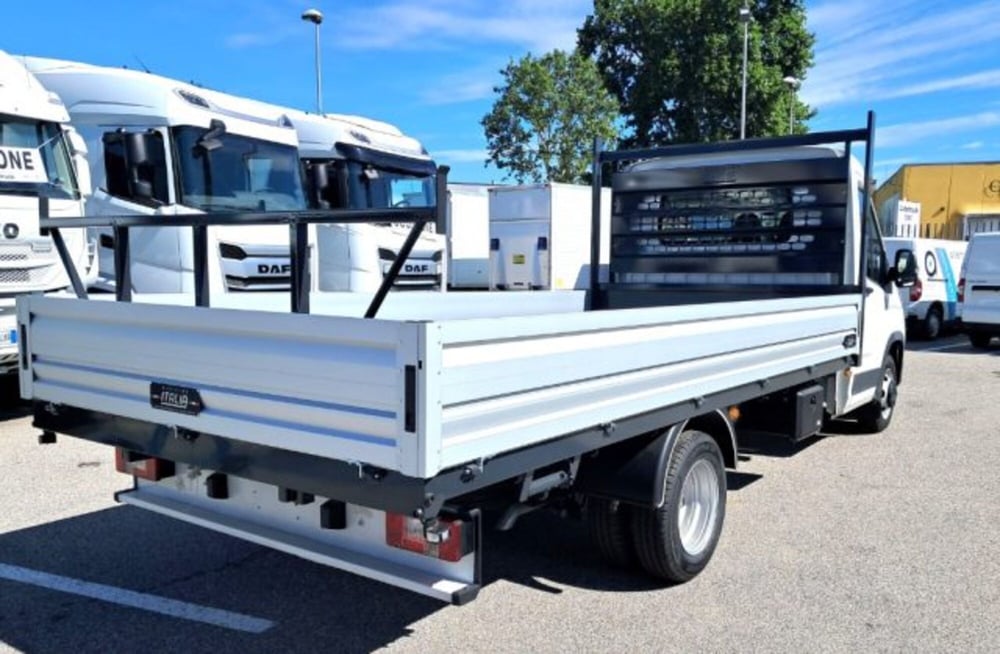 Maxus Deliver Cabinato nuova a Bergamo (5)