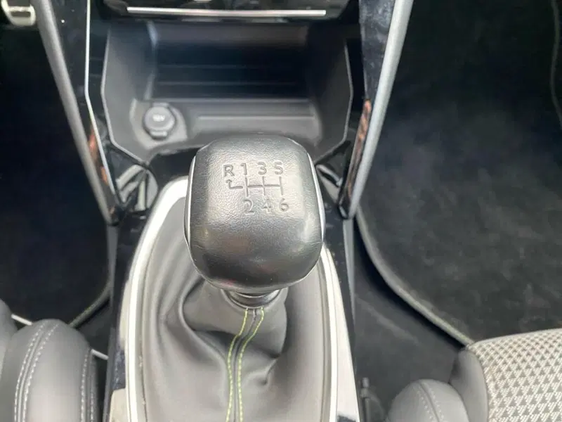 Peugeot 208 usata a Torino (12)