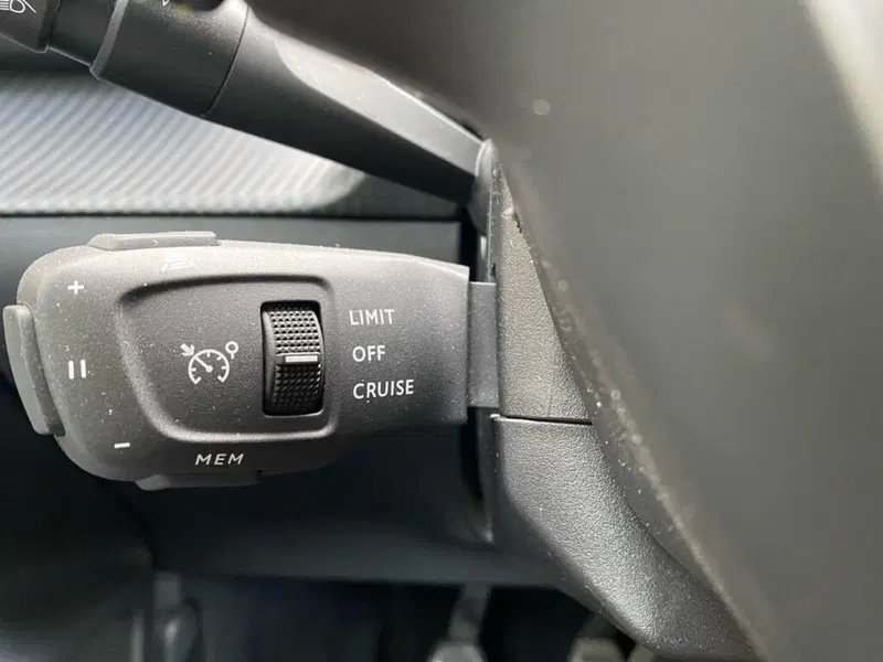 Peugeot 208 usata a Torino (14)