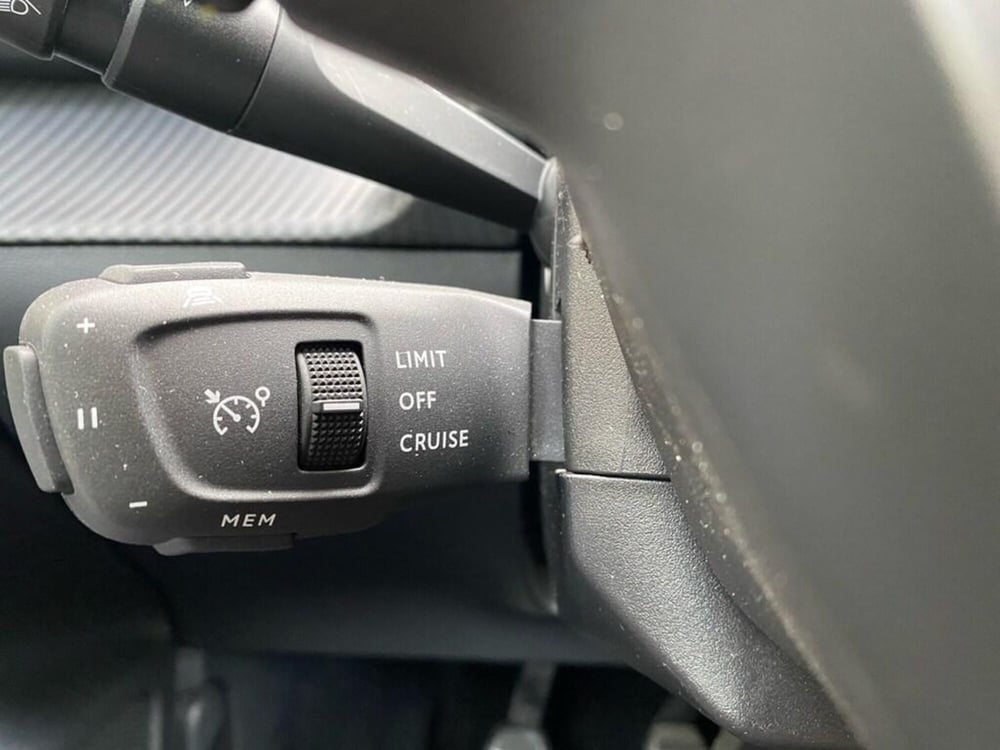 Peugeot 208 usata a Torino (14)