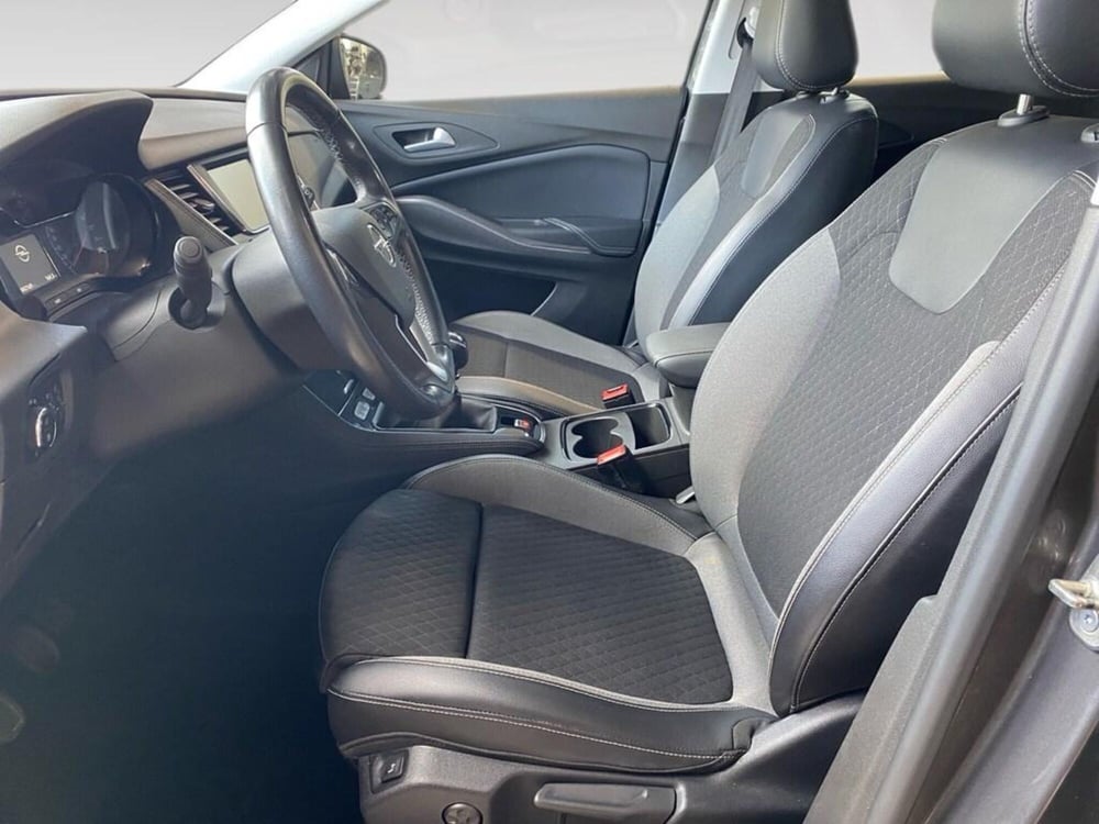 Opel Grandland X usata a Torino (7)
