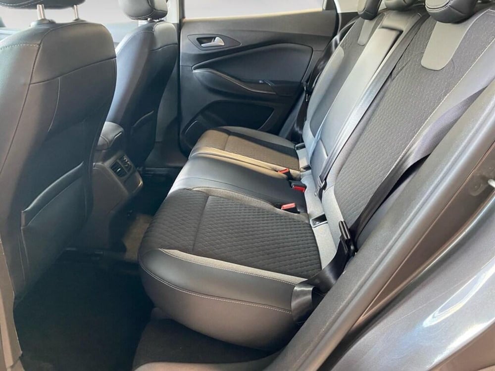 Opel Grandland X usata a Torino (8)