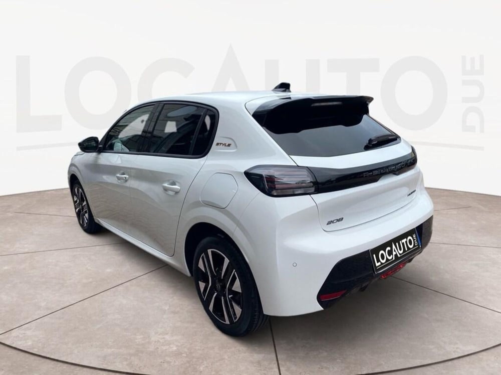 Peugeot 208 nuova a Torino (5)