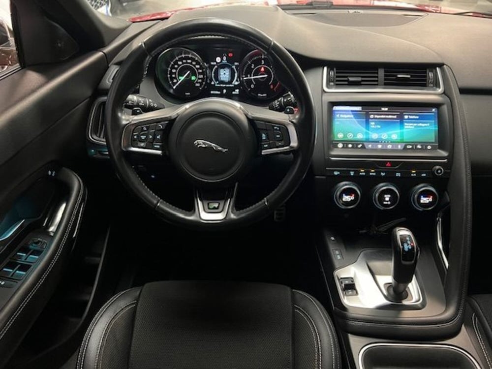 Jaguar E-Pace usata a Cuneo (8)