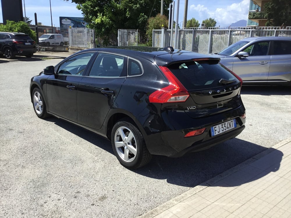 Volvo V40 usata a Napoli (2)