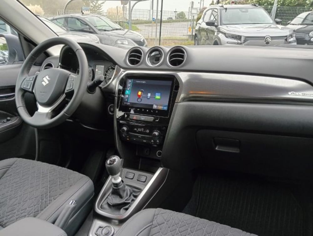 Suzuki Vitara nuova a Brescia (15)