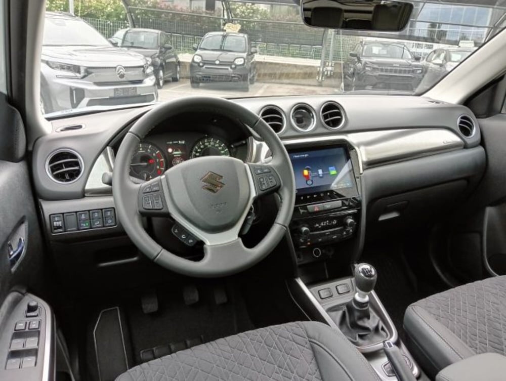 Suzuki Vitara nuova a Brescia (6)