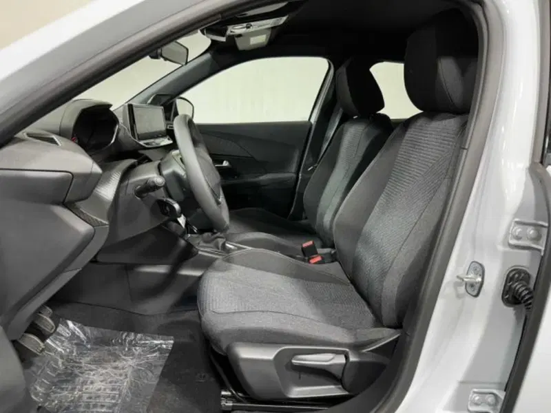 Peugeot 2008 nuova a Sondrio (10)