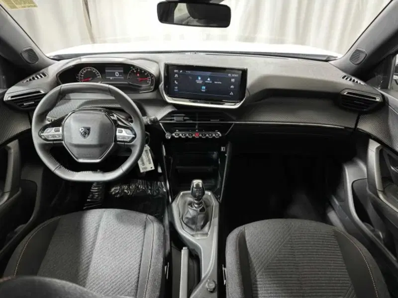 Peugeot 2008 nuova a Sondrio (12)