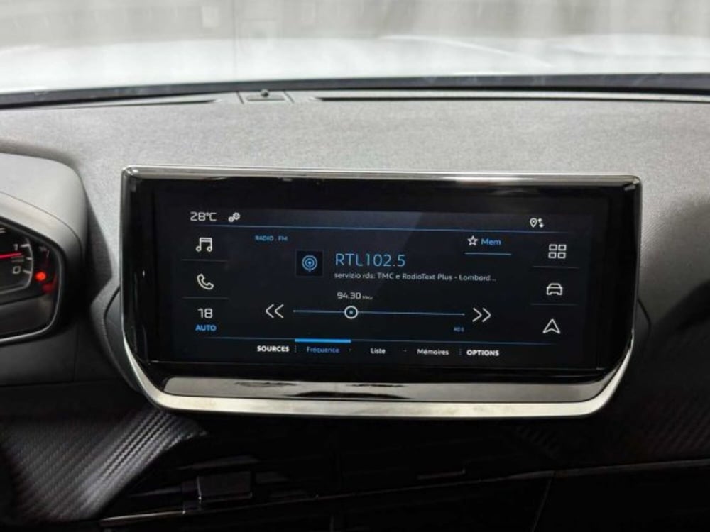 Peugeot 2008 nuova a Sondrio (19)