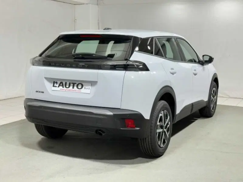 Peugeot 2008 nuova a Sondrio (5)