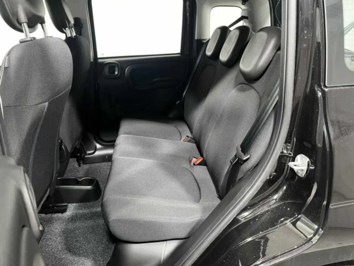 Fiat Panda nuova a Sondrio (11)